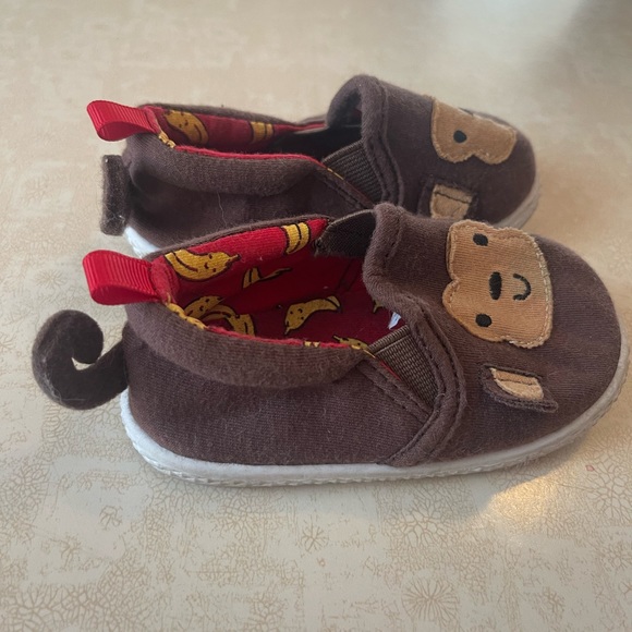 Monkey Baby Shoes with cute tail - Picture 2 of 3